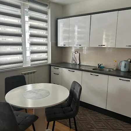 Lejlighed Mija-meri Tuzla